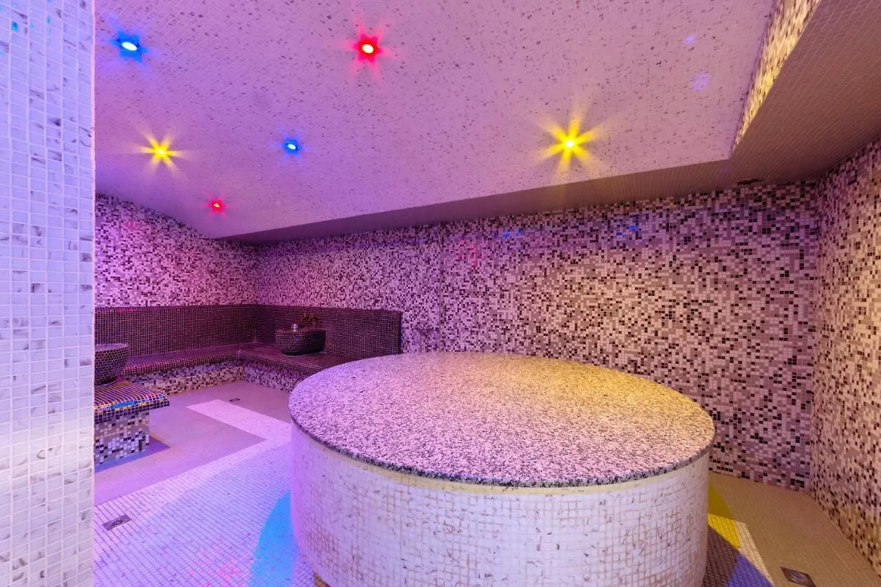 Belvedere Holiday Club Bansko 4*,