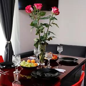 https://deluxe-2-studios-city-center.burgashotels.net